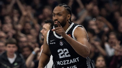 Poznato zašto Parker nije igrao protiv Fenera