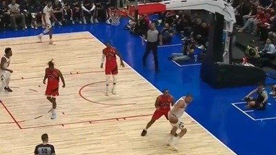 Magično: Jokić slavio u srpskom derbiju u Vankuveru (VIDEO)