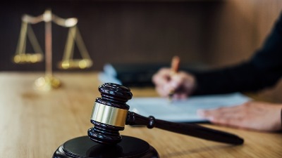 Greškom mu je isplaćeno 330 plata, dao je otkaz i nestao: Sud doneo odluku da nije krađa