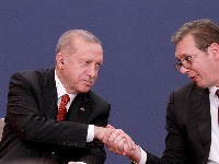 ODNOSI SRBIJE I TURSKE Zašto Vučić sa divljenjem govori o Erdoganu?