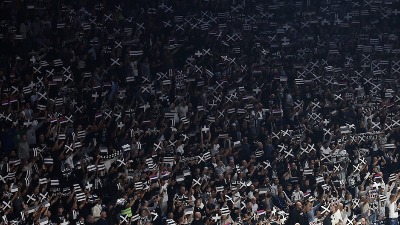 "Grobari" u elementu: Ponovo pumpanje u Areni (VIDEO)
