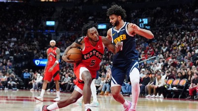 Denver bez Jokića "preživeo" Toronto: Stigla NOVA POVREDA