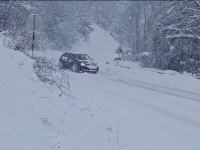 Sneg paralisao Prijepolje, za manje od dva sata palo 20 cm (VIDEO)