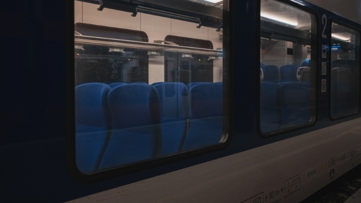 Umesto VOZNE KARTE, kondukterki pokazao film za ODRASLE: Policija odmah reagovala 