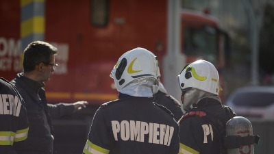 Autobus sa skoro 50 ljudi zapalio se na autoputu u Rumuniji