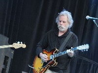 Umro Bob Vir, jedan od osnivača benda Grateful Dead