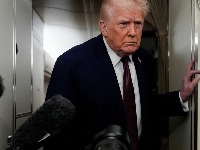 Tramp proziva Grenland: Od odbrane imaju dvoje psećih sanki (VIDEO)