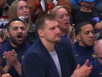 Denverov podvig protiv Milvokija - Jokić sve burno ispratio (VIDEO)