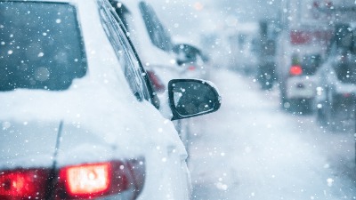 Zašto pametni vozači KUPUJU BELE AUTOMOBILE? Saobraćajni policajac OTKRIO TAJNU koja menja sve