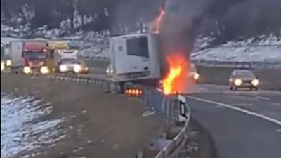 Dramatičan prizor na auto-putu kod Beograda (VIDEO)