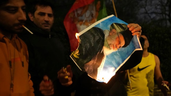 Iran počinje s javnim pogubljenjima demonstranata: Do sada gotovo 600 mrtvih i 10.000 uhapšenih tokom protesta