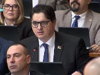 Advokati traže vanrednu Skupštinu AKS zbog Mrdićevih zakona