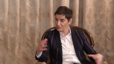 "Brnabić SLAGALA I OBRUKALA SRBIJU! Iz Estonije se vraća dan pre sastanka sa misijom EP" (FOTO)