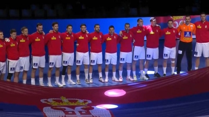 Bruka organizatora EP: Pogrešna zastava Srbije (FOTO)