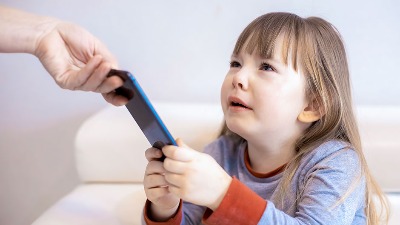 Razmaženost kod dece: 5 koraka koji pomažu roditeljima da brzo promene dečije ponašanje