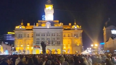 Završen protest u NS: Najavljen protest u Beogradu (FOTO/VIDEO)