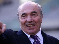 Preminuo Roko Komiso