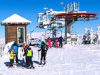 Univerzitet u NS raspisao tender od 40 miliona: Šalje 450 studenata na skijanje na Kopaonik