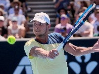 Kecmanović pao u maratonu na AO i ispao u prvom kolu!