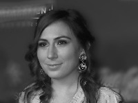 Ćerka glumca Tomija Lija Džonsa PRONAĐENA MRTVA u hotelskoj sobi: Imala je samo 34 godine 