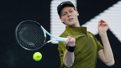 Siner "samleo" prvog rivala u Melburnu