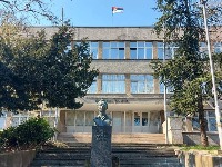 Oglasio se direktor posle pada plafona u osnovnoj školi na Voždovcu (FOTO)