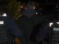 Pušten sin Milomira Jaćimovića: Opsovao ispred kordona policije