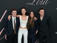 A za ćerku DŽEPARAC OD MILION dolara mesečno: Osvanule nove TAJNE porodice Bekam, evo ko koga finansira