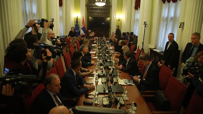 Jedan od uslova i JASAN stav o Ukrajini: Opozicija održala sastanak sa evroparlamentarcima