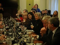 Šefica delegacije EP u Srbiji: Dobili smo zabrinjavajuće izveštaje, tražimo istragu