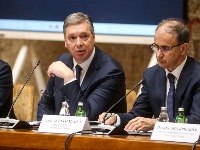 Vučić pobesneo: Vlada mu nacrt plana napravila uz ChatGPT