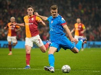 Atletiko bez muke bacio na kolena Majorku