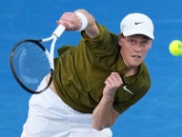 Nemilosrdan Siner u finalu Indijan Velsa! Medvedev bez šansi protiv Italijana