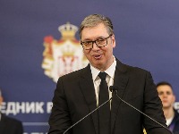 Vučić potpisao "Mrdićeve zakone"