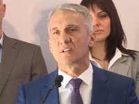 Skandal trese Crnu Goru: Eksplicitni snimci procurili u javnost, bivši savetnik predsednika i državna sekretarka tvrde da su žrtve