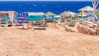 Gde na more sa decom? Top 5 regija u Grčkoj koje roditelji biraju za 2026.