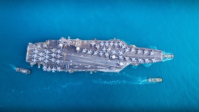 Amerikanci se HITNO oglasili posle vesti da je pogođen nosač aviona