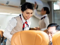 Stjuardesa otkrila DVE LAŽI koje govore putnicima na svakom letu