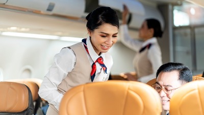 Stjuardesa otkriva: "Ovu odeću treba zabraniti tokom leta avionom"