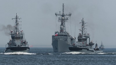 TENZIJE Iranski ratni brodovi krenuli na američki tanker