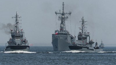 KUVA SE Trećina američke ratne mornarice kreće ka Iranu (FOTO)