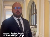 Poslanici okadili deo Skupštine u koji je ušao Informer (VIDEO)