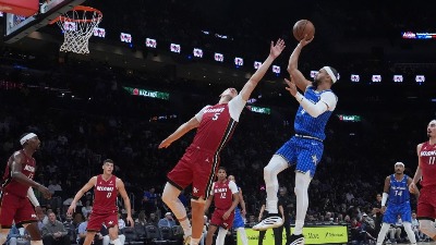 Loše veče za Srbe u NBA: Jović nevidljiv, prekinut pobednički niz Rajakovića (VIDEO)