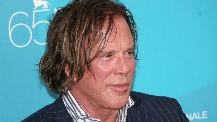 NA IVICI PROPASTI: Miki Rurk moli za pomoć zbog dugova za kiriju