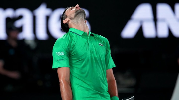 DRAMA Novak povraćao na meču protiv Sinera!