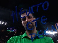 "Nešto ste rekli": Kome je "Propali teniser“ poslao poruku?