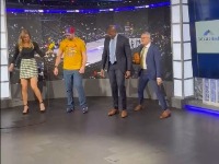 Jokić je čudo, Amerikanci usred studija sve ostavili i ZAIGRALI SRPSKO KOLO (VIDEO)