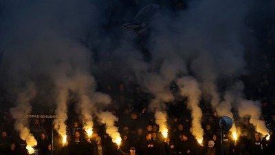 HAOS posle utakmice: Navijači Partizana POLOMILI prozore na sudijskoj svlačionici