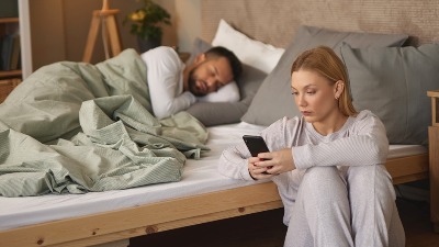 Privatni detektiv otkriva TRIK OD 30 SEKUNDI uz pomoć kojeg možete saznati DA LI VAS PARTNER VARA