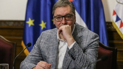 "Vučić uvači Srbiju u GLOBALNE SUKOBE"